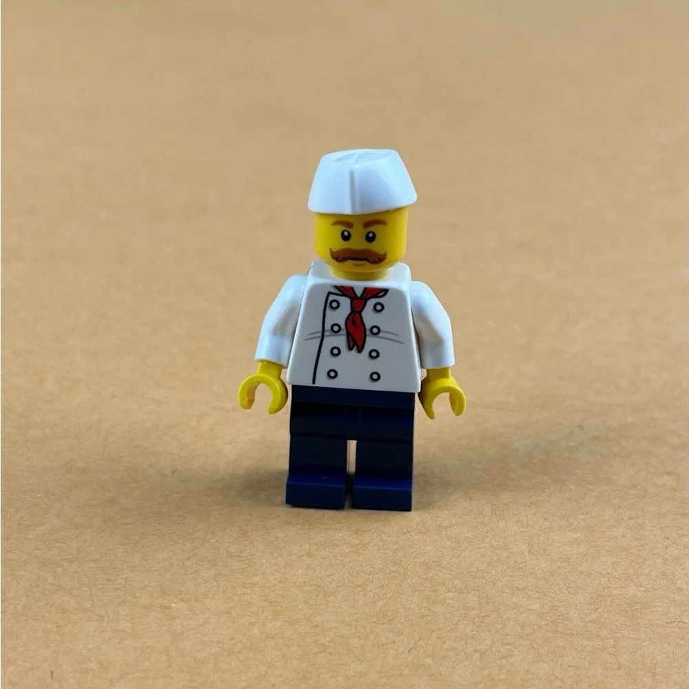LEGO Town City Hot Dog Vendor Chef Minifigure 2